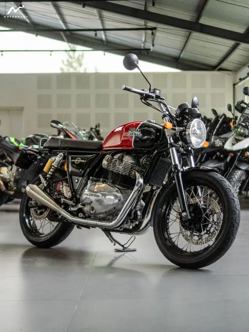 Royal Enfield Interceptor 650 Ravishing Red 2020