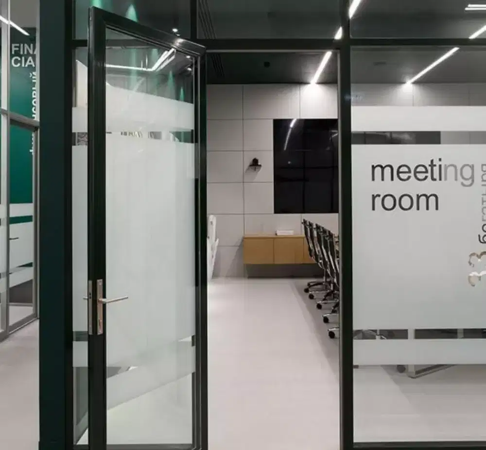 Jasa pasang kaca film gedung