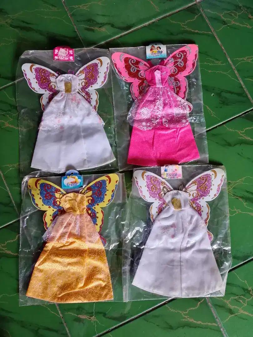 4 pcs BAJU BARBIE BERSAYAP GLITTER