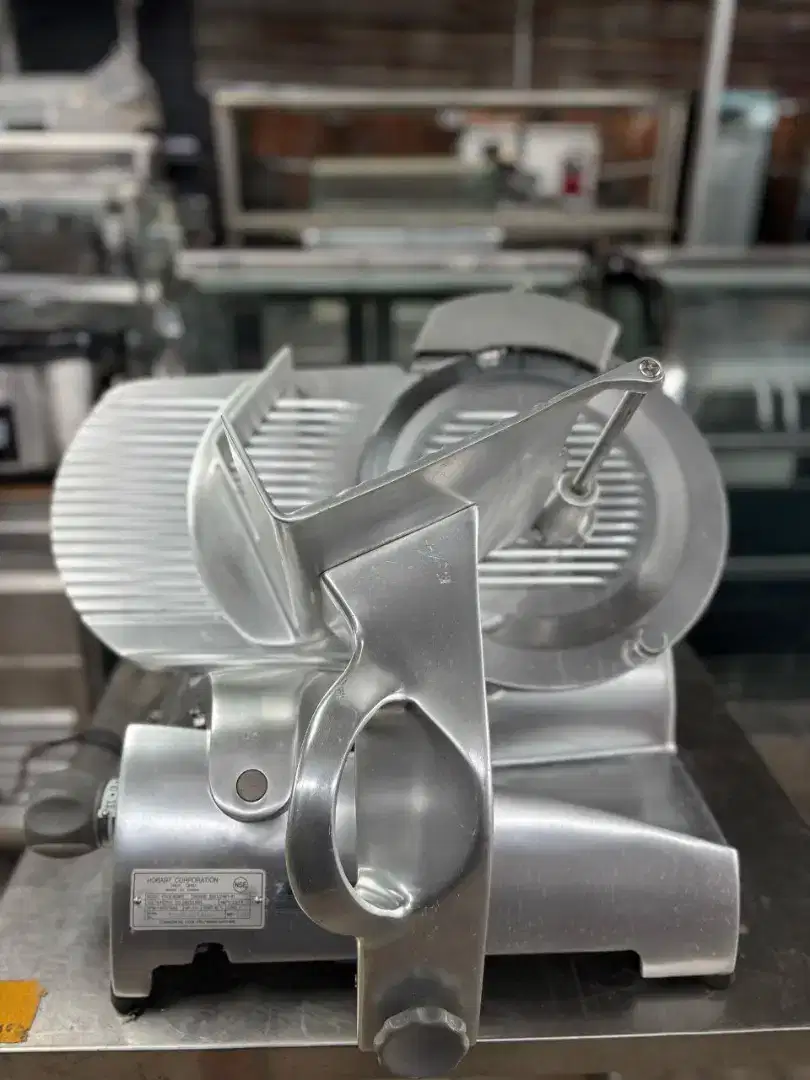 Branded dan Original Ga Harus Mahal Meat slicer
Merk Hobart
