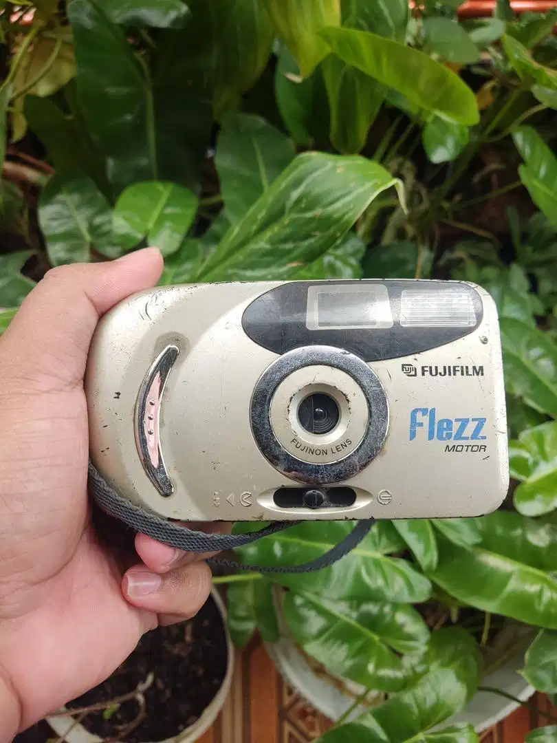 kamera analog fujifilm flezz