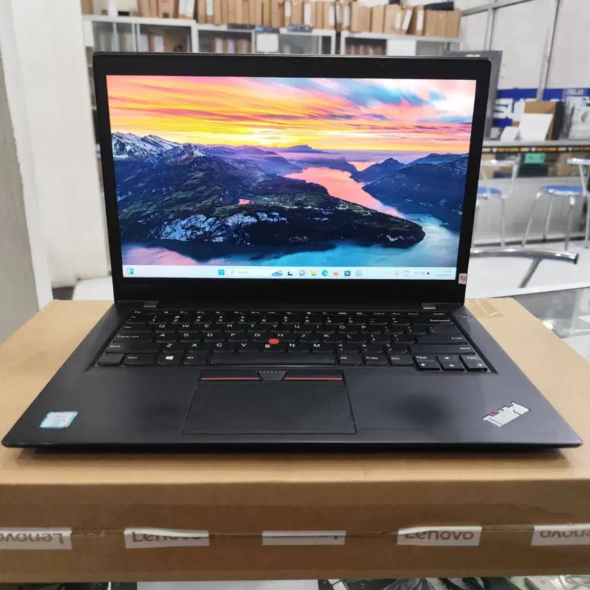 Laptop Desain Coding Lenovo ThinkPad T470s Core i5 8/256GB Touchscreen