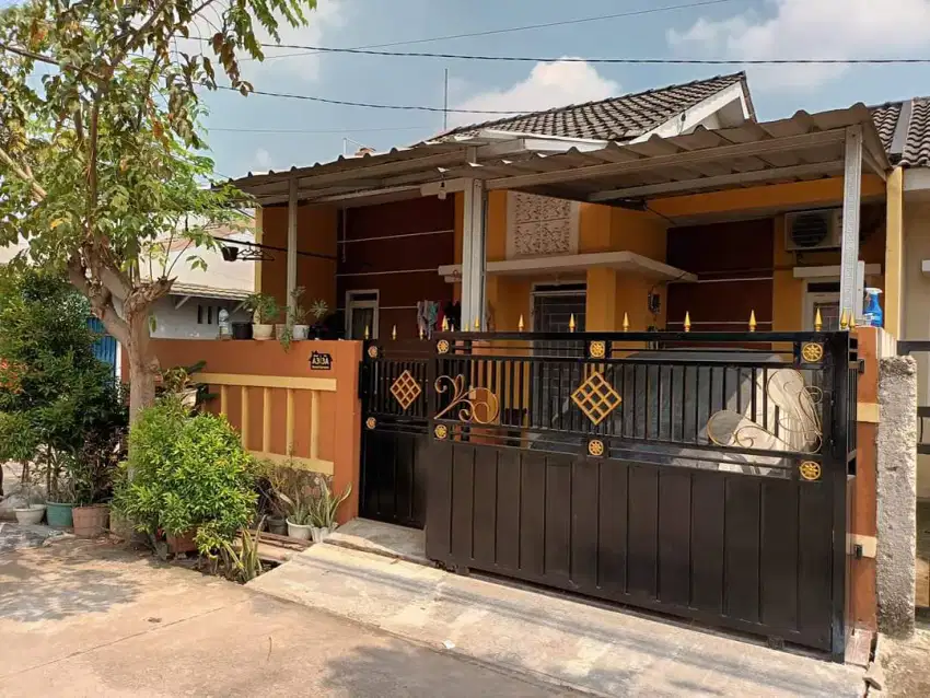 Rumah dijual / dikontrak kan per tahun