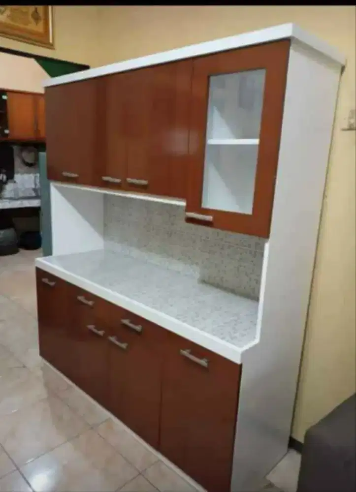 Lemari piring 4pintu triblok