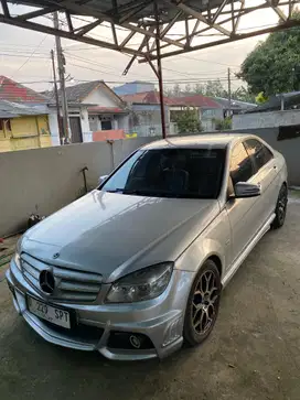 Mercedes-Benz C280 2009 Bensin