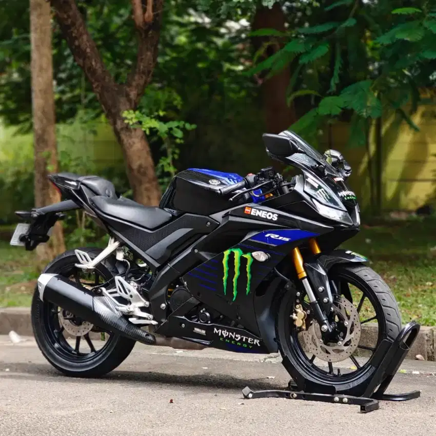YAMAHA R15 V3 MONSTER 2019 KM LOW SUPERB MULUS PAJAK HIDUP