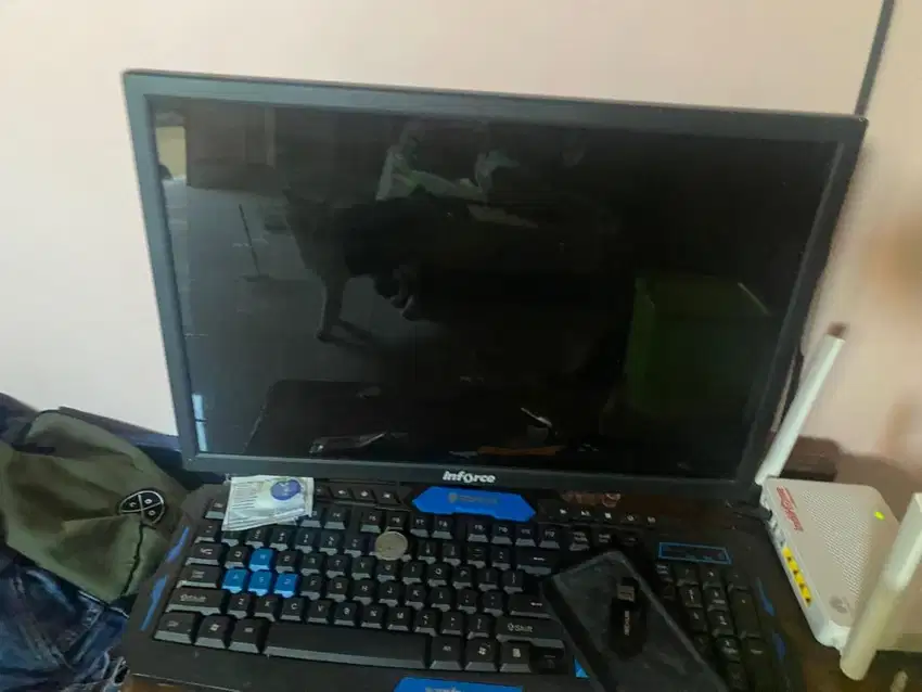 Monitor Inforce 1950AT