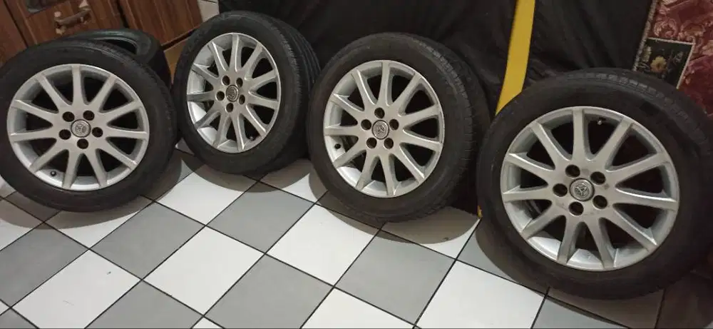 Velg Original Toyota Camry 2005 Ring 17 + Ban Turanza 215/55/17