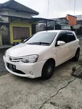 Toyota Etios 2013 Bensin