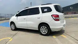 Chevrolet Spin 2015 Bensin
