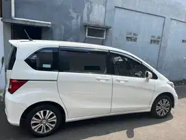 Honda Freed 2013 Bensin
