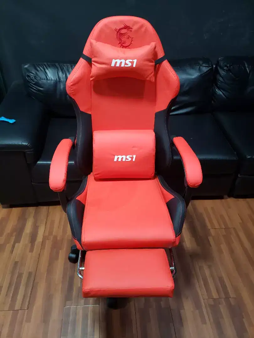Kursi Gaming MS1 Nyaman Dengan Pijatan