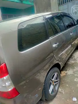 Toyota Kijang Innova 2013 Bensin