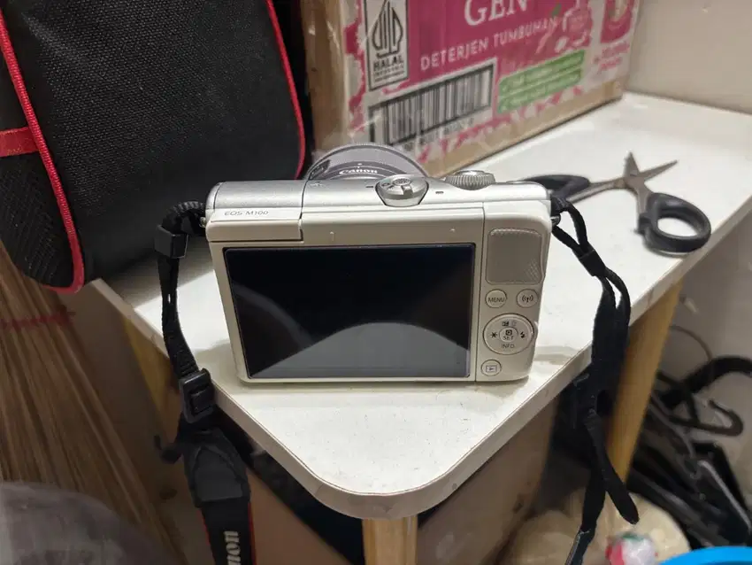 Camera Mirrorless CANON M-100 FULLSET!!