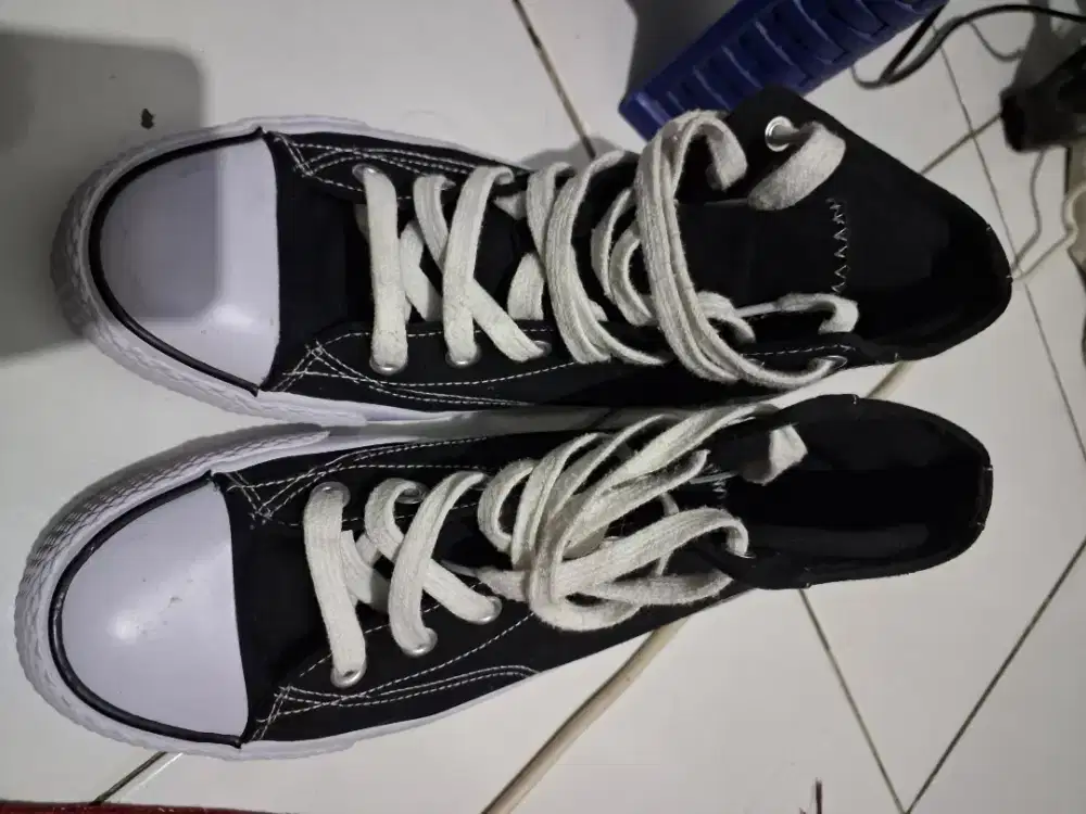 Sepatu Air Walk no Converse