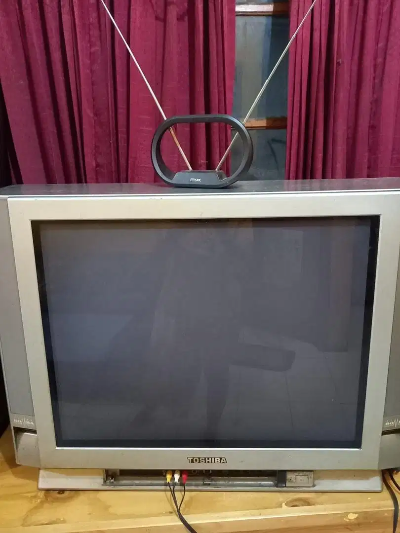TV Tabung Toshiba dan Mesin cuci Sharp