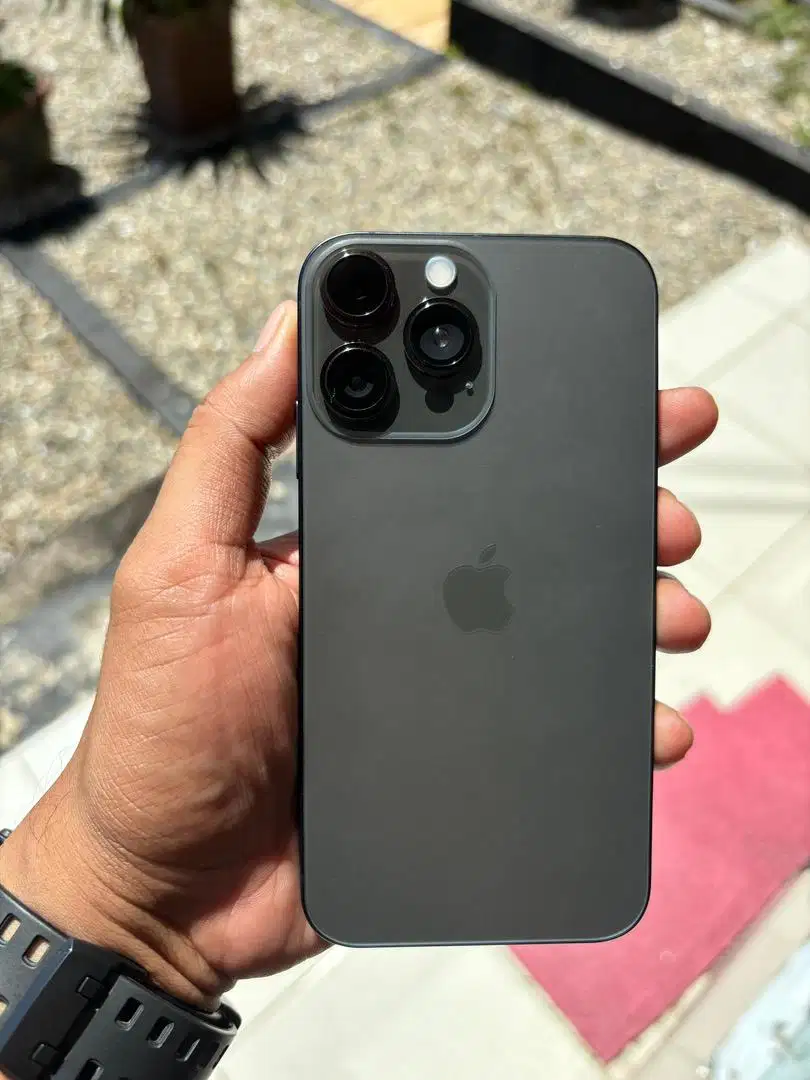 IPHONE XR MODEL 13 PRO
