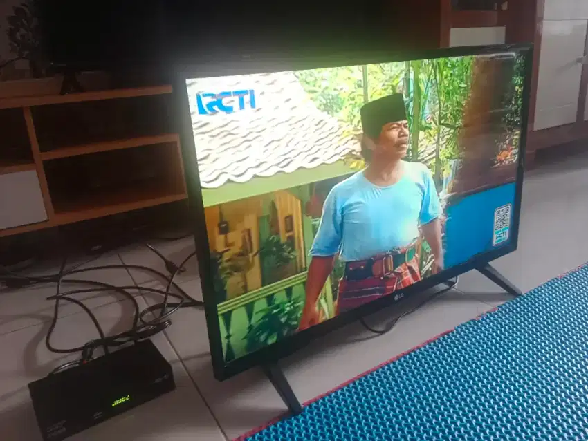 Tv led LG 28 in
