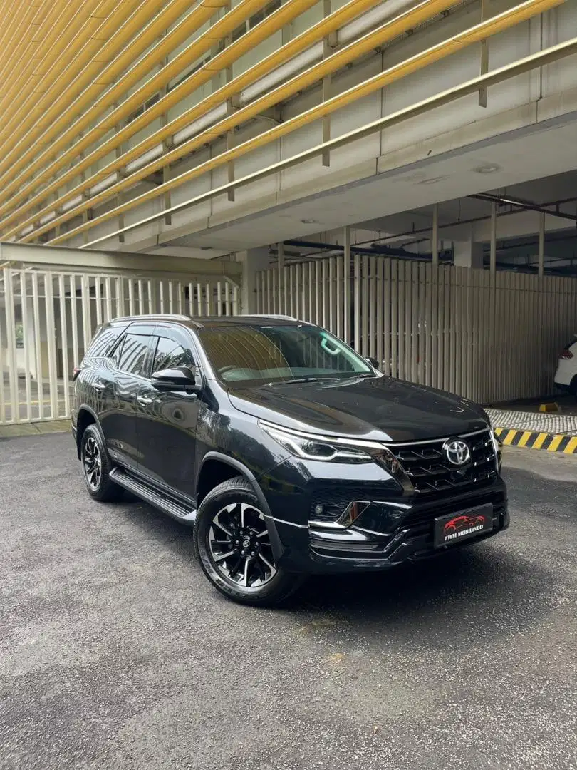 Toyota Fortuner 2.4 VRZ GR At Diesel 2021
