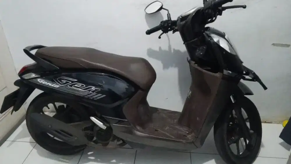 Dijual motor honda genio tahun 2022 surat² lengkap siap pakai
