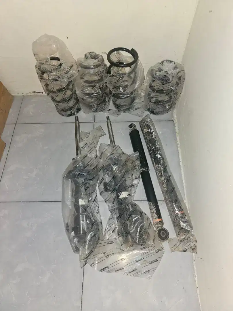 Shockbreaker dan per depan belakang Rush 2021