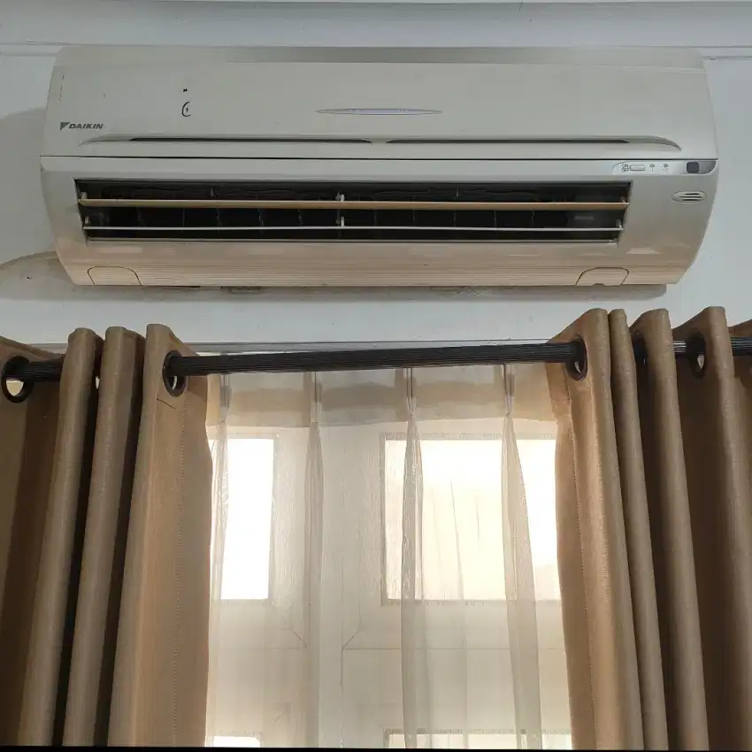 AC Daikin Thailand R 410 Second 1 PK