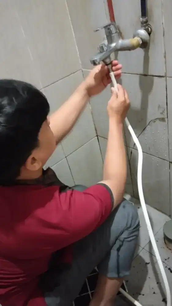 CARI KERJA SUPIR TEKNISI SERABUTAN JAGA VILA APA SAJA SIAP