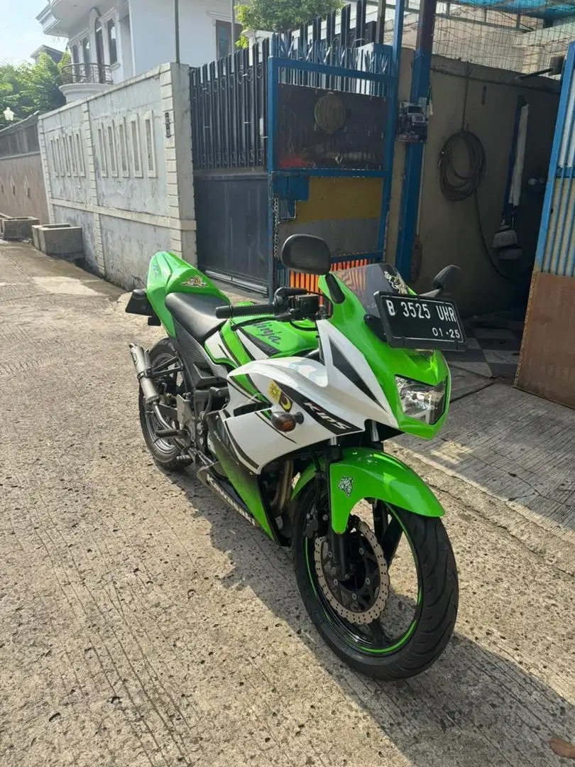 Ninja rr 2015 like new gress