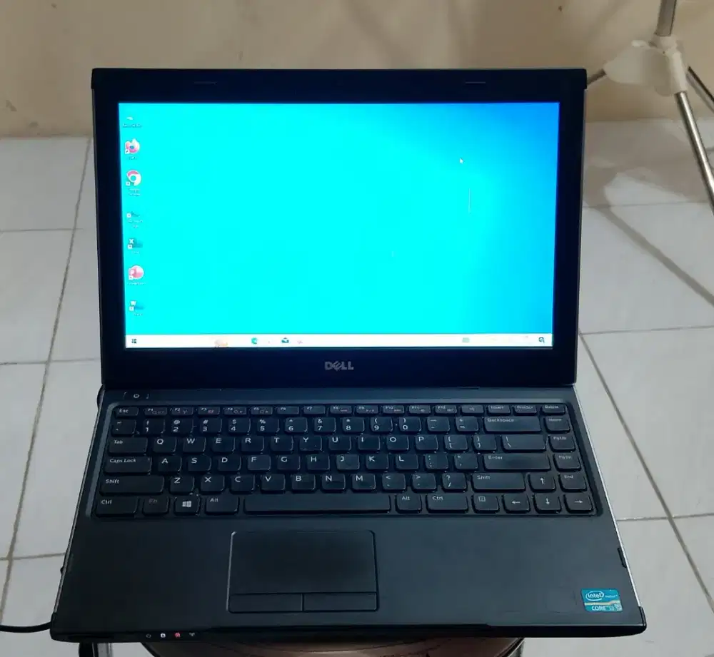 Laptop dell latitude 3330 Intel core i3 gen 3 ram 6gb HDD 500gb