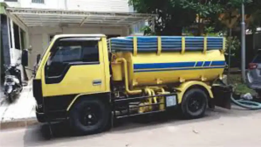 SEDOT WC DAN MAMPET CILODONG SEKITARNYA