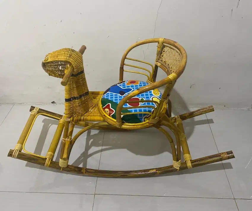 Mainan Kuda Kudaan Anak Anak Dari Rotan
