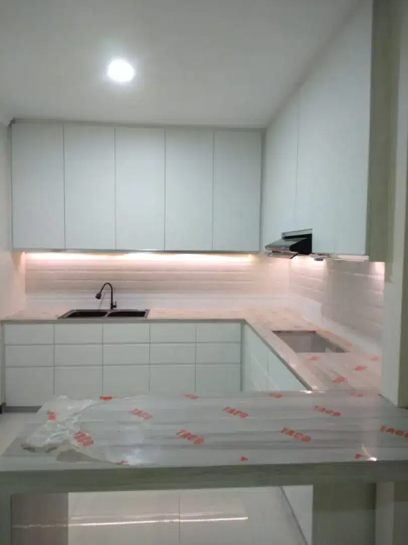 Kitchen Set - Lemari Custom - Lemari Tangga - Backdrop TV