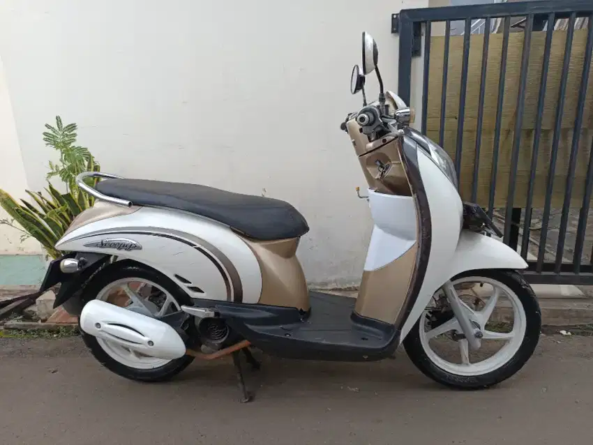 Scoopy karbu 2010 lengkap mesin cakep