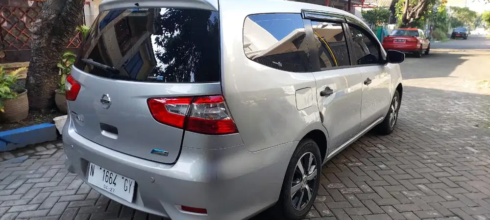 Nissan Grand livina 2017 Bensin