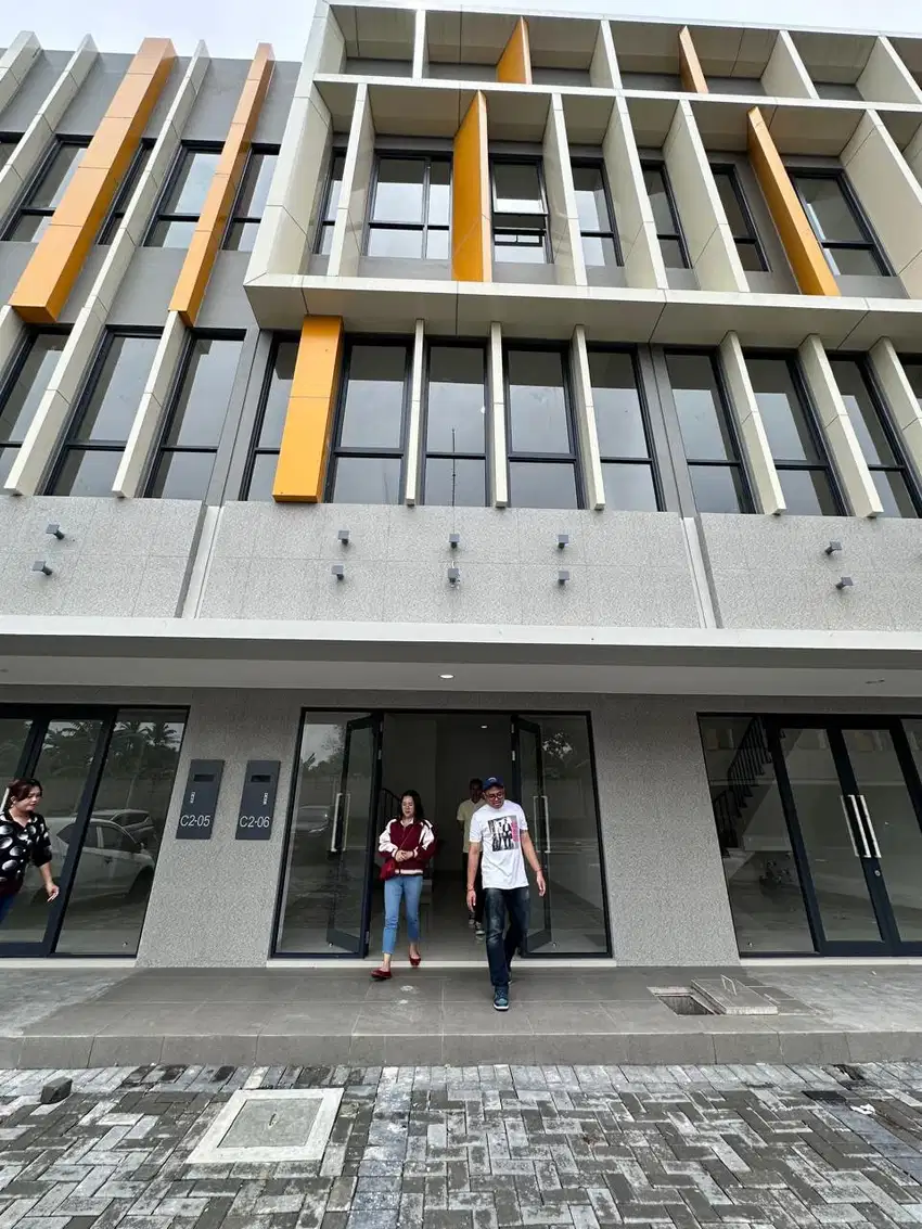 Disewakan Ruko 3 Lantai Loop BSD Jl. Bumi Botanika Tangerang Banten