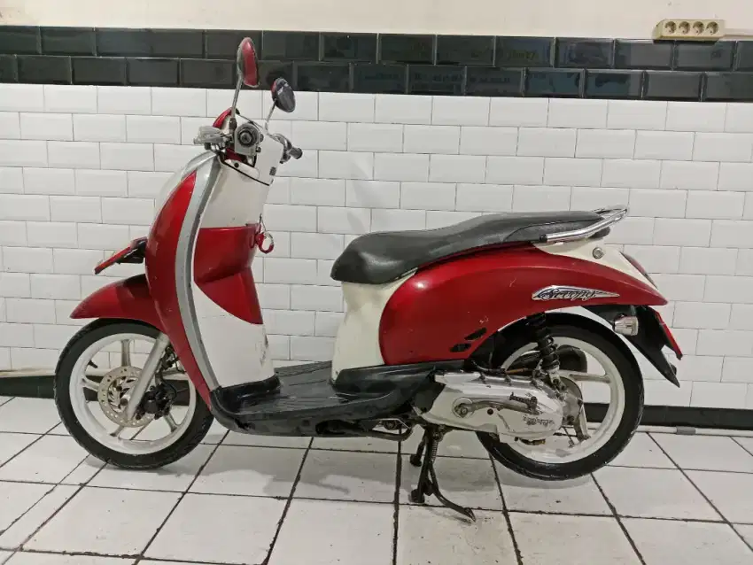 Scoopy karbu tahun 2012 lengkap mesin halus