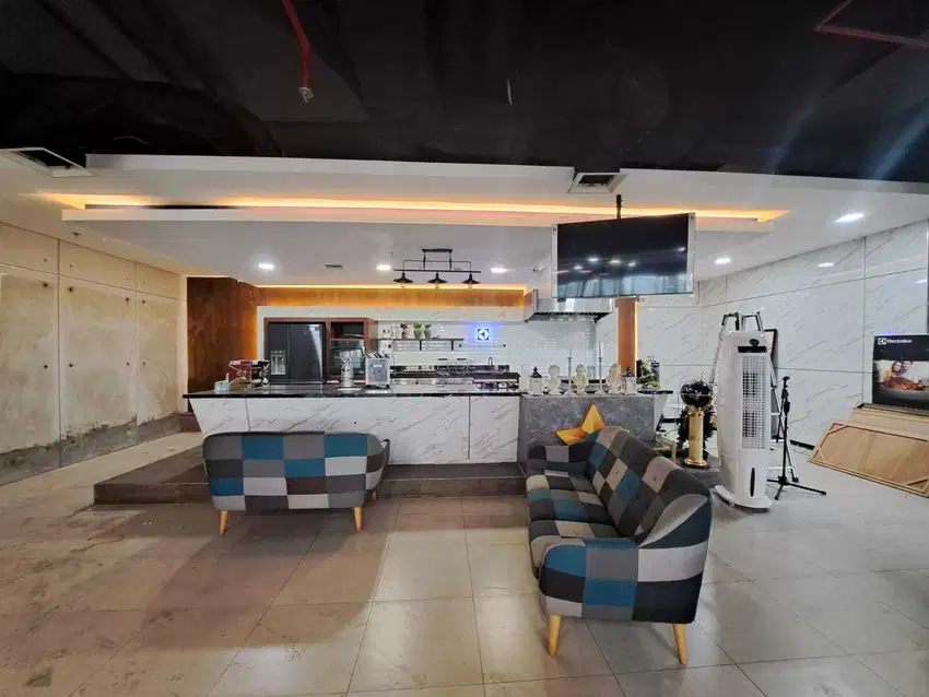 Sewa Space Utk Resto Mewah di Gedung IFC Sudirman Posisi di Rooftop