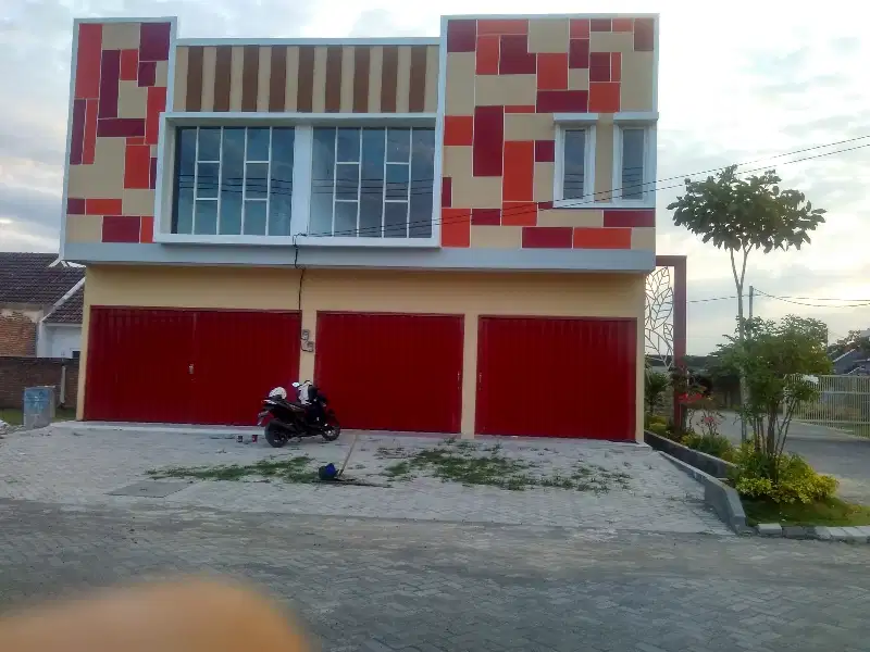 di jual ruko murah cocok untuk usaha dan kantor
