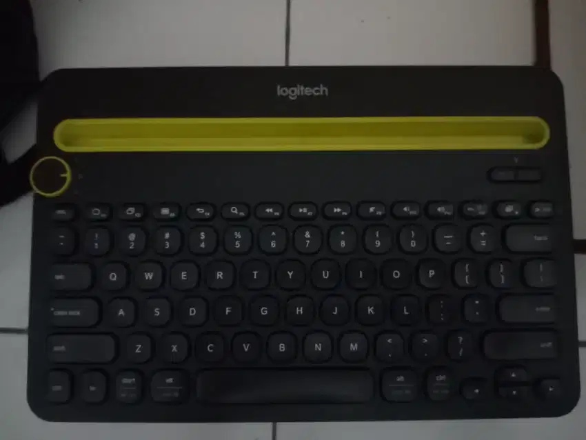 Logitech Wireless Keyboard for Tab/Ipad 11inc