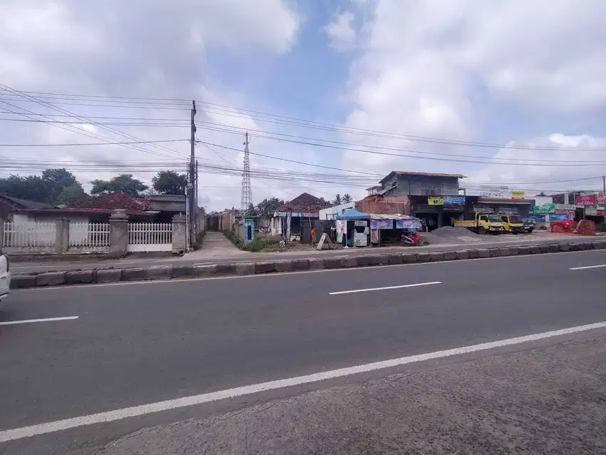 TANAH PINGGIR JALAN NATAR 1350m SHM