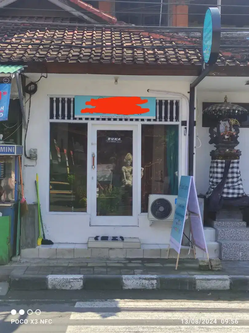 Oper kontrak toko kios pinggir jalan Jl.waturenggong panjer Denpasar