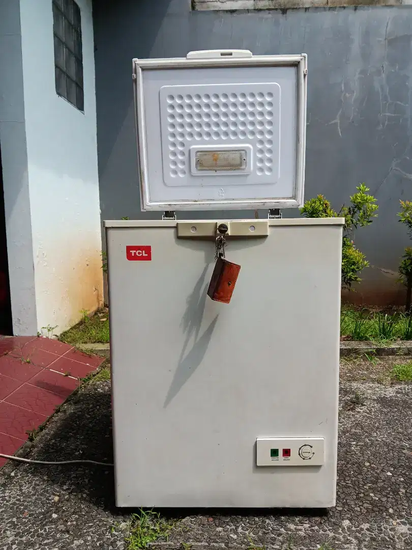 Freezer TCL 120 L