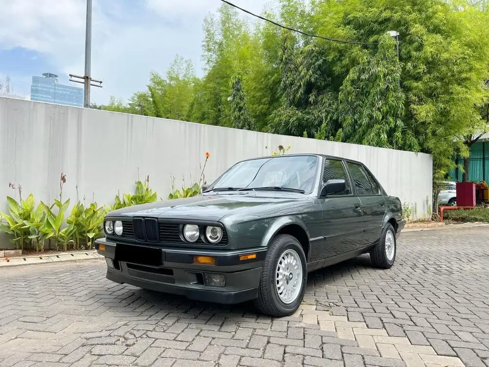(COLLECTOR ++ condition) Bmw 318i m40 e30 1991 superb