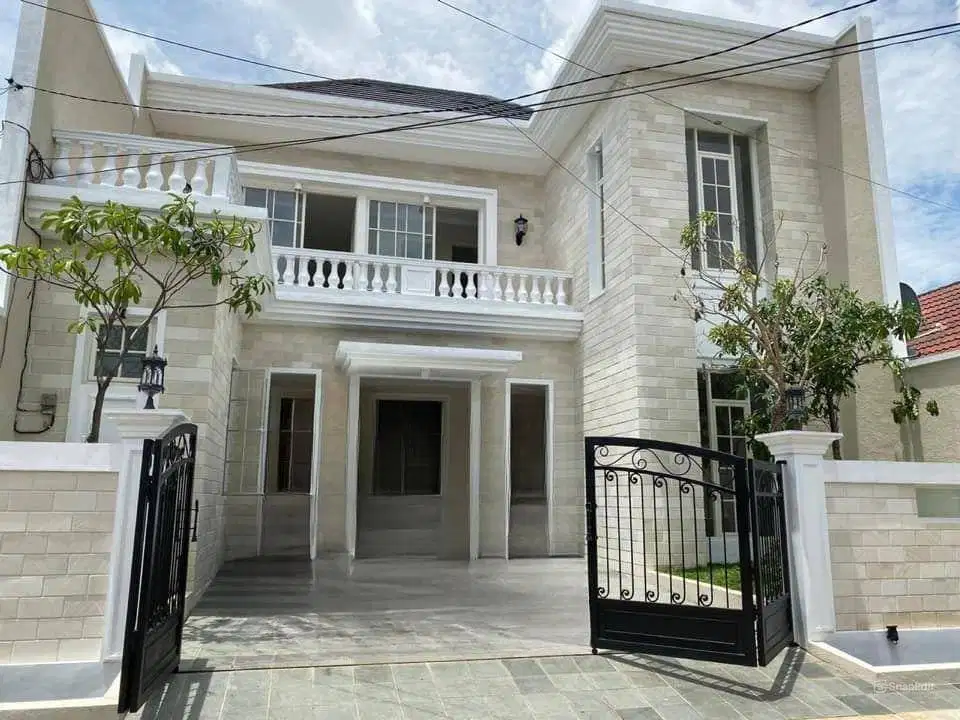 Dijual Rumah Turun Harga Manyar Tirtoyoso Siap Huni 2 Lantai