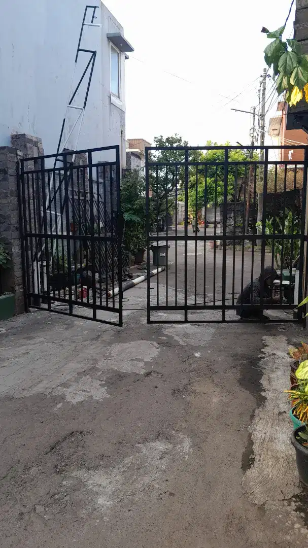 Tukang las panggilan