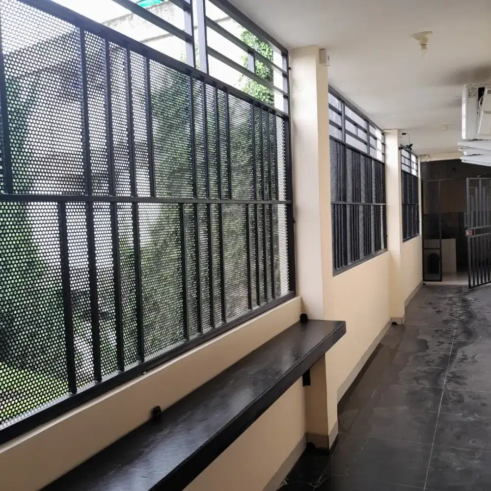 Tukang las panggilan