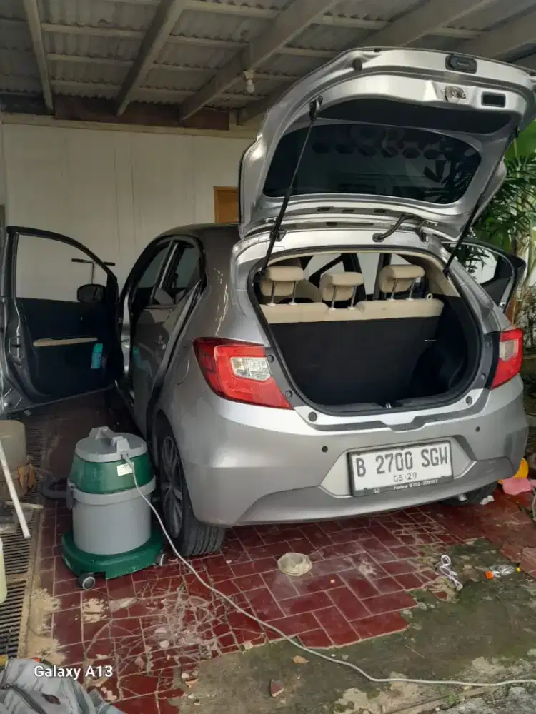 Jasa cuci kasur springbed sofa karpet jok mobil dll