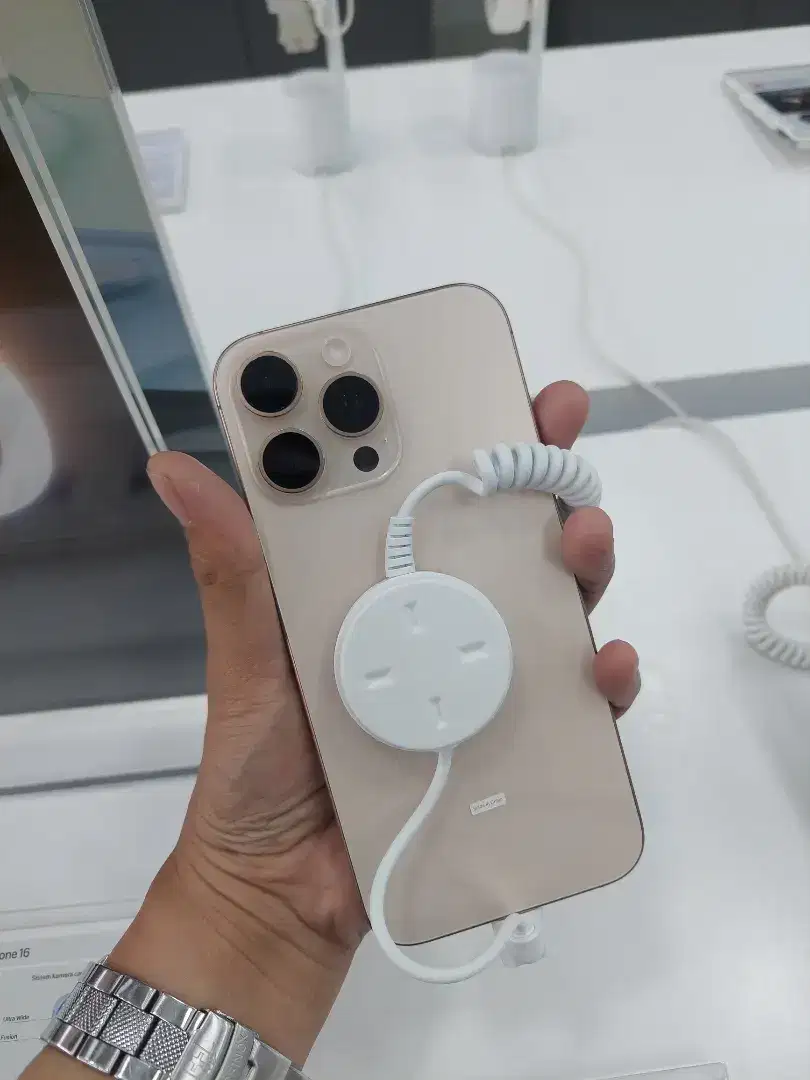 Kredit iPhone 15 Promax 256 Potongan Angsuran 2X