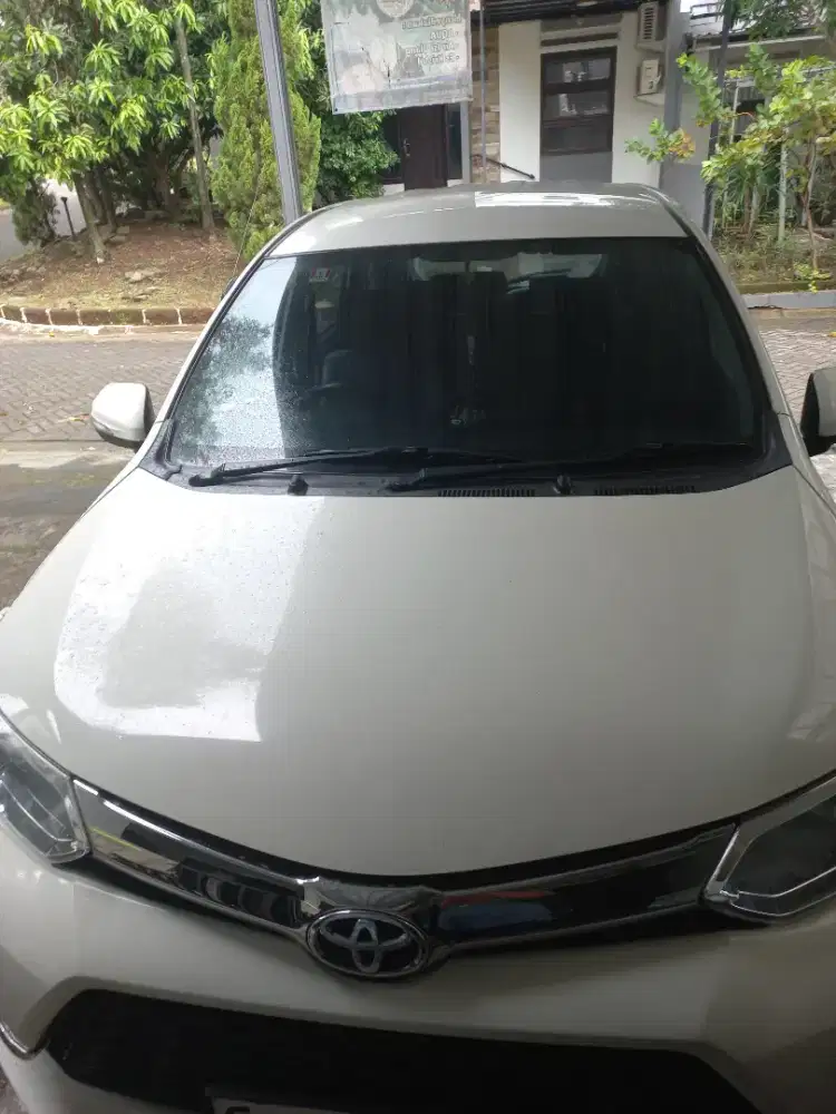 Dijual Avanza Veloz 1.3 AT 2018