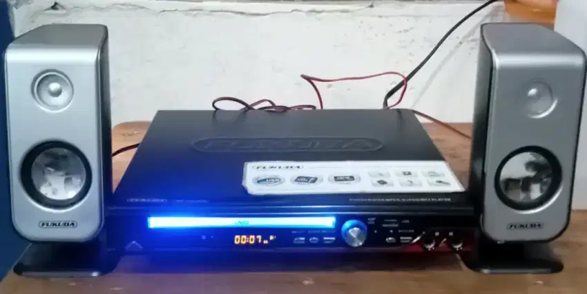 DVD/VCD/DIVX/MPEG4/JPEG/MP3 PLAYER